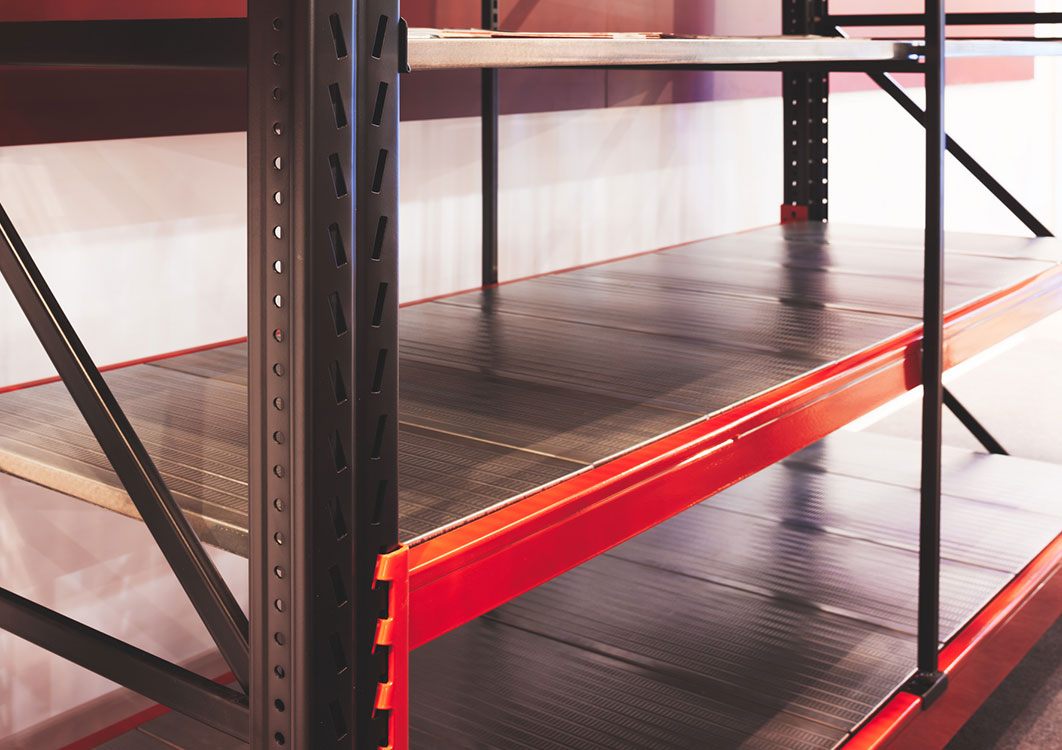 Steel Deck Racking for heavy duty goods